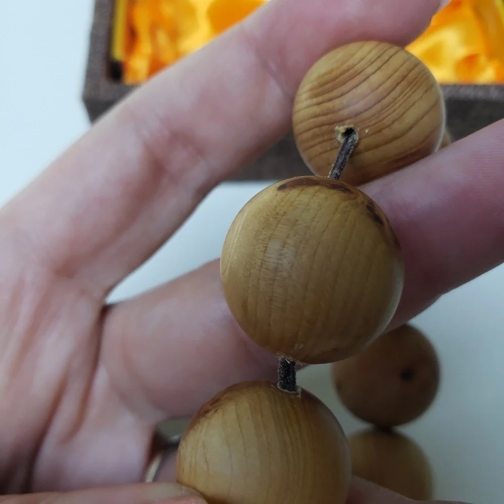 Mens natural wood bracelet chinese knot